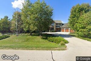 175 N Fieldstone Rd, Delafield, WI 53018