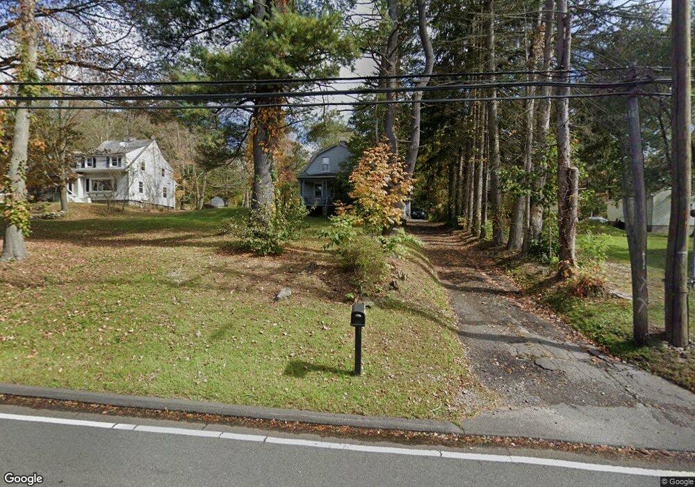 1238 Straits Turnpike, Middlebury, CT 06762 - photo 1