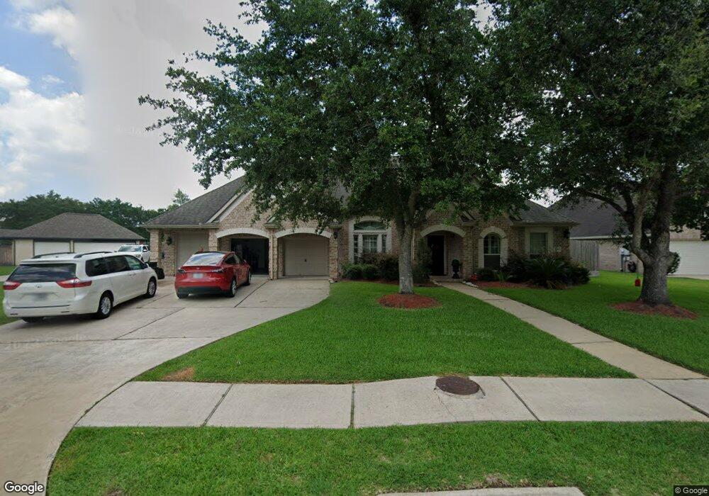 209 Falcon Lake Cir, Friendswood, TX 77546 - photo 1