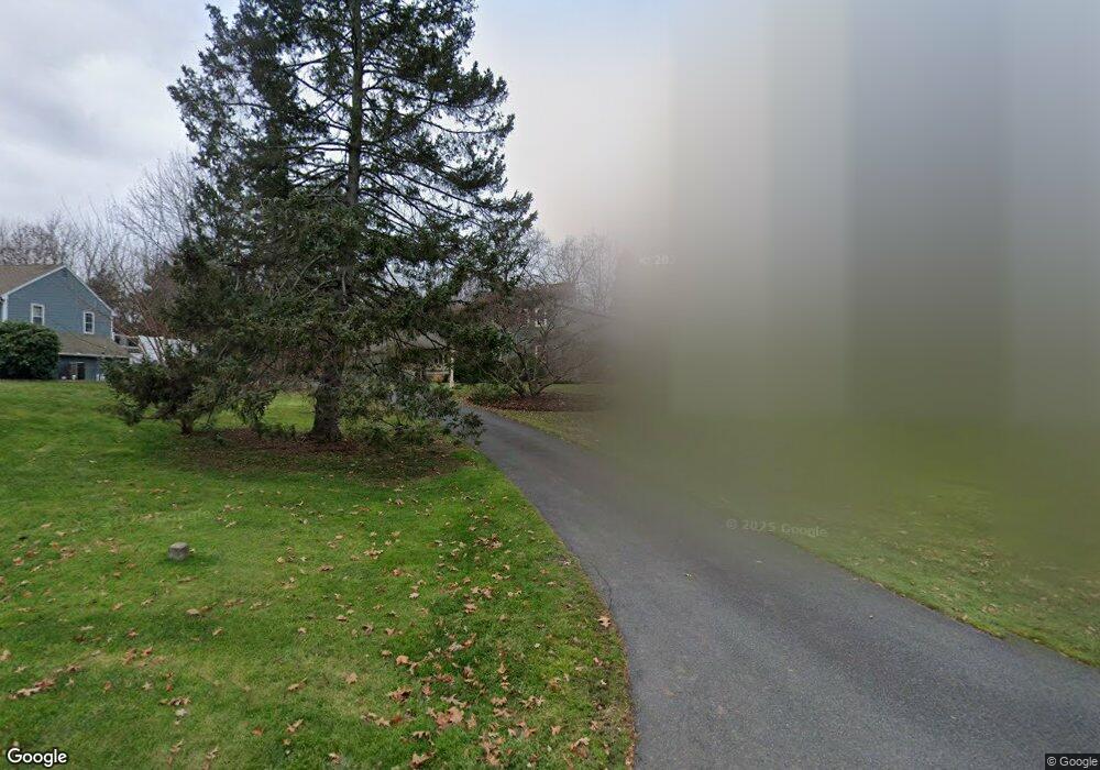 105 FarMcLiff Dr, Glastonbury, CT 06033 - photo 1