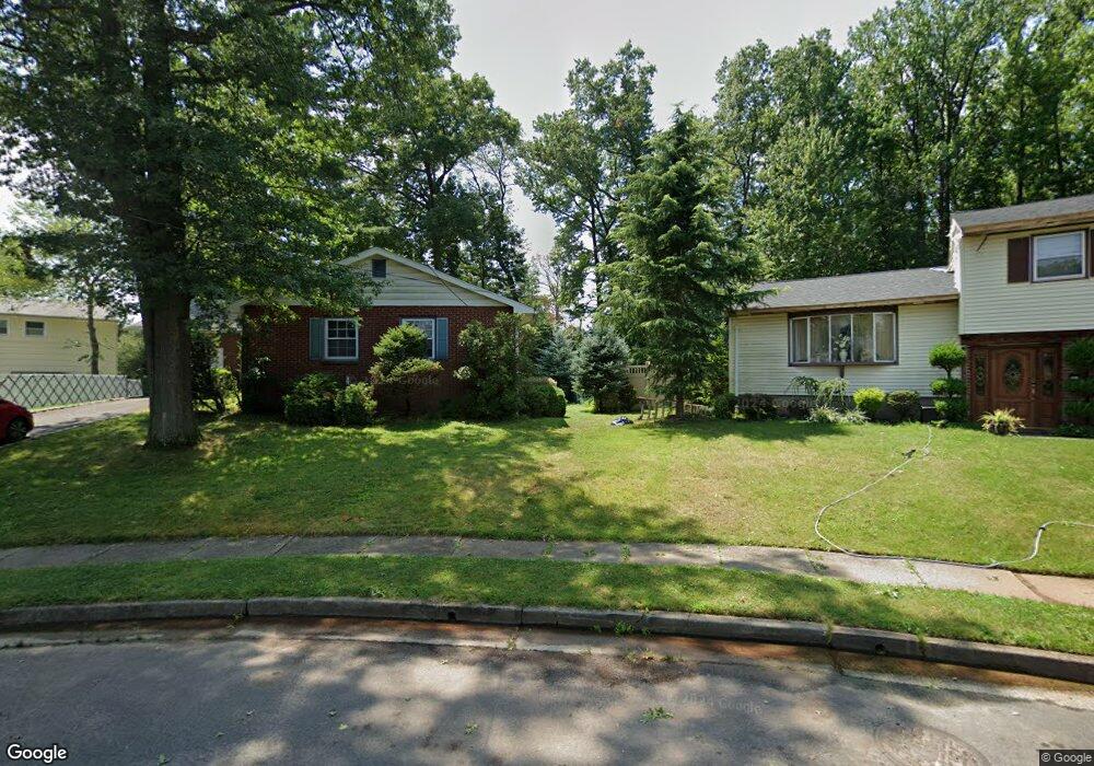 8 Maddiie Ct, Colonia, NJ 07076 - photo 1