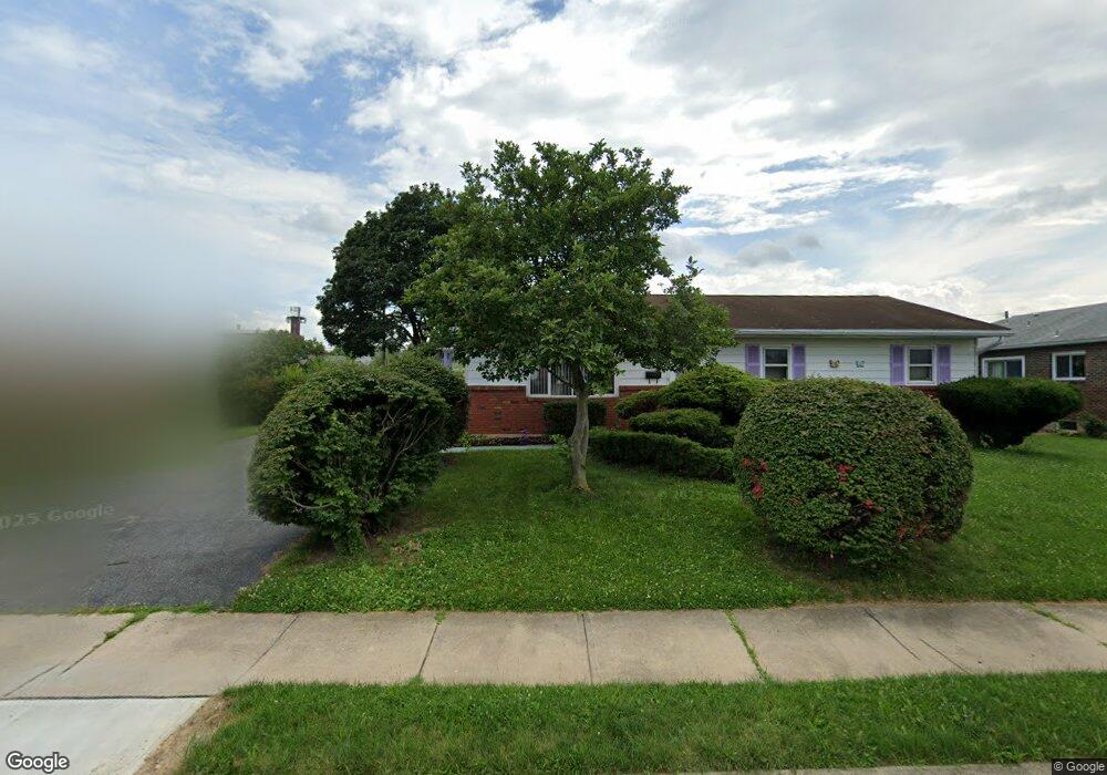 2006 E Cedar St unit 2014, Allentown, PA 18109 - photo 1