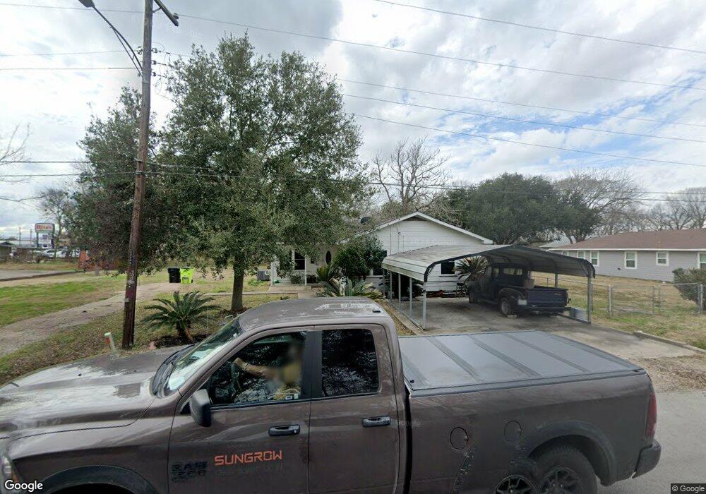 932 Sidney St, Rosenberg, TX 77471 - photo 1