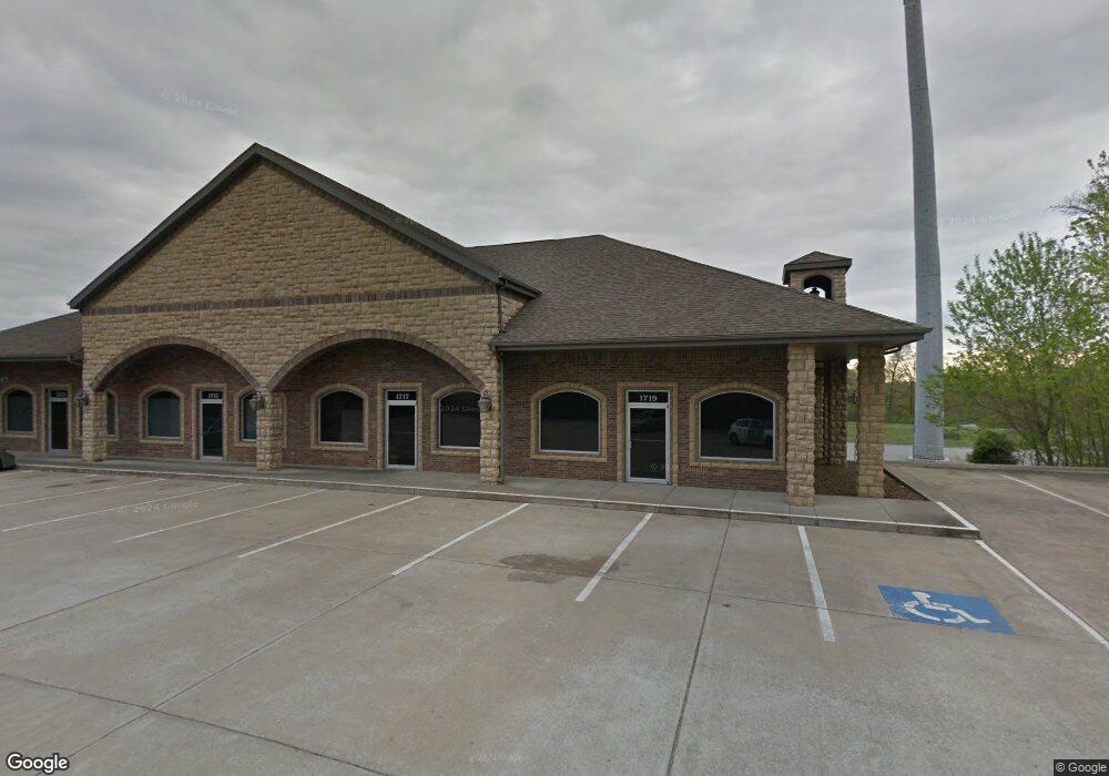 1717 Forest Hills Blvd, Bella Vista, AR 72715 - photo 1