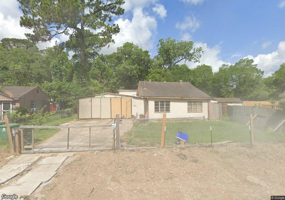 7329 Vinson St, Houston, TX 77088 - photo 1