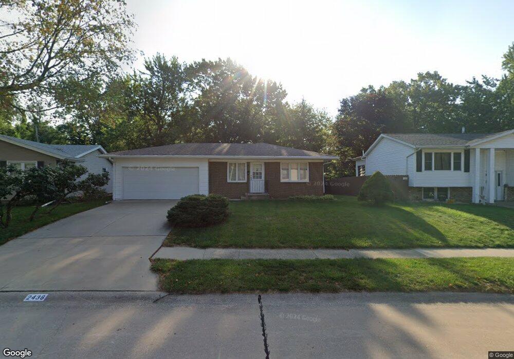 2438 3rd St, Moline, IL 61265 - photo 1