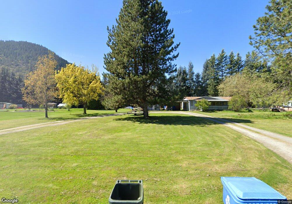 210 Laureldale Ln, Grants Pass, OR 97527 - photo 1