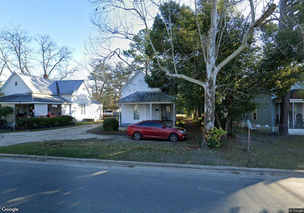 219 N Lee St, Fitzgerald, GA 31750 - photo 1