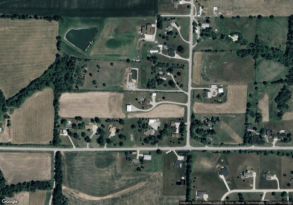 2041 W 32nd St N, Newton, IA 50208 - photo 1