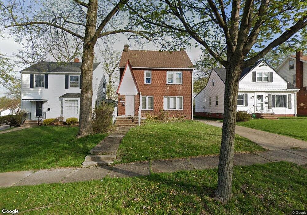 19623 Maple Heights Blvd, Maple Heights, OH 44137 - photo 1