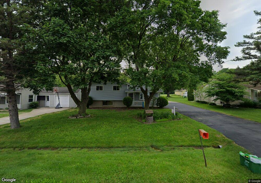 3432 Mills Acres St, Flint, MI 48506 - photo 1