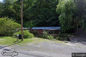 1433 Leemaster Dr, Vansant, VA 24656