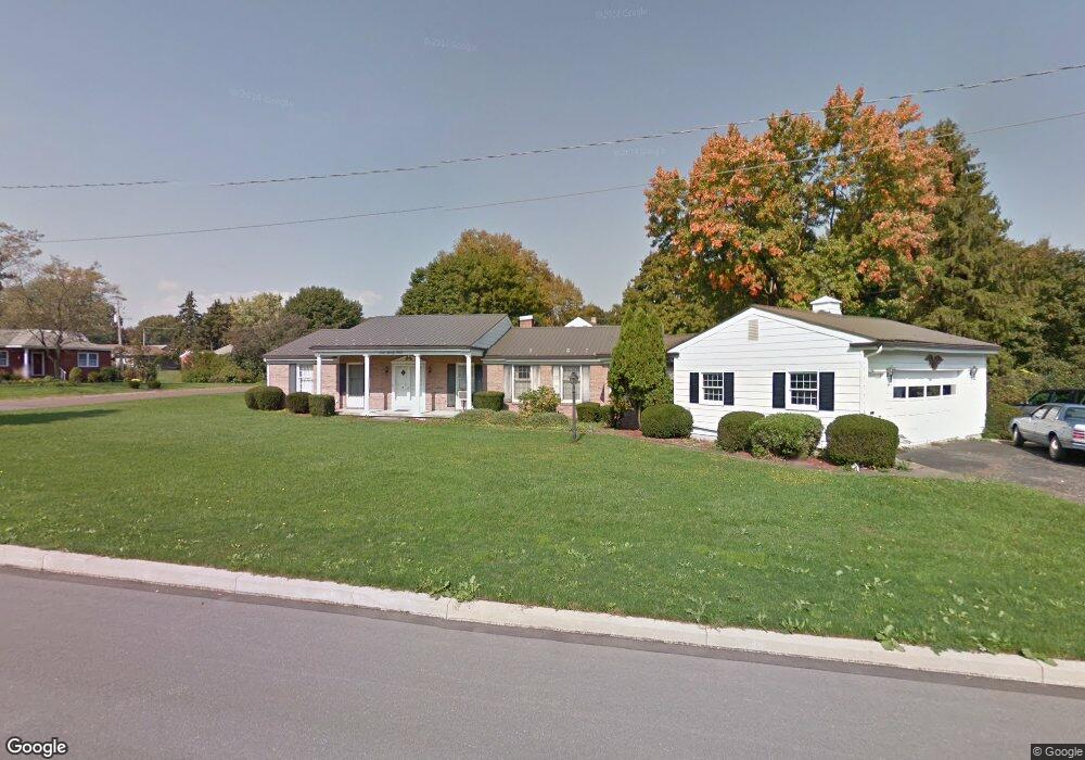 434 Saint Paul St, Lewisburg, PA 17837 - photo 1