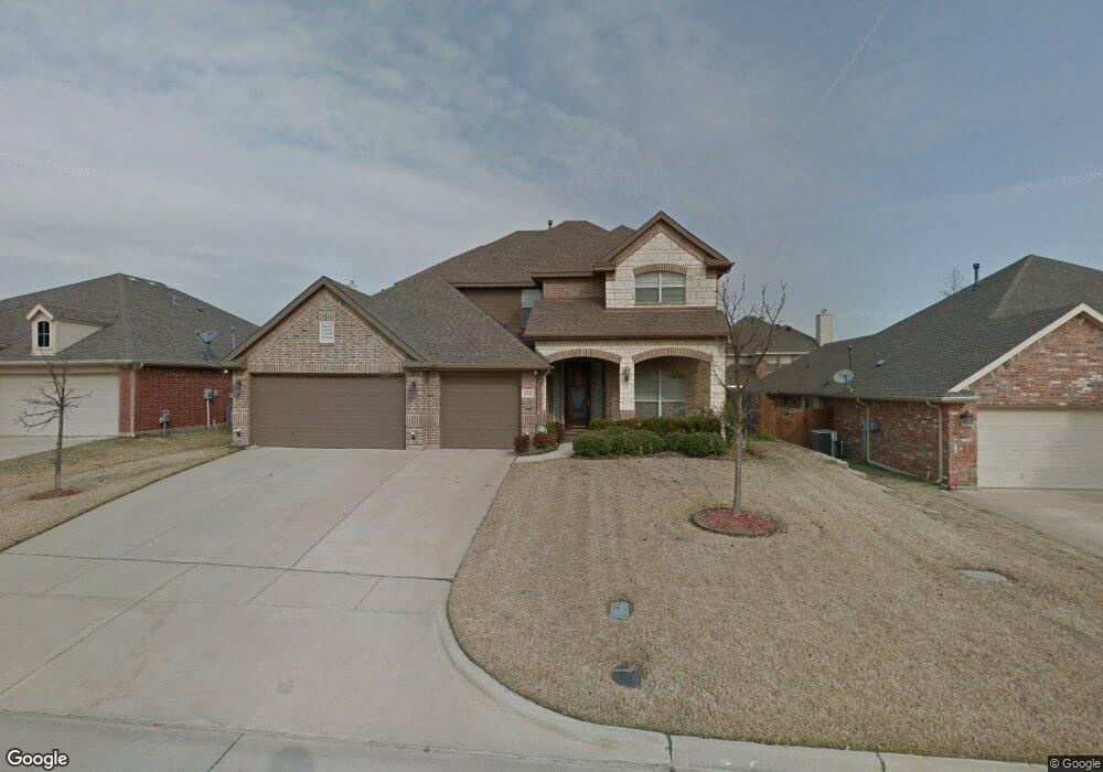 925 Park Forest Dr, Hurst, TX 76053 - photo 1