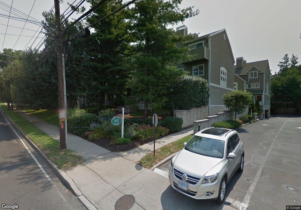 453 E Putnam Ave unit 3K, Cos Cob, CT 06807 - photo 1