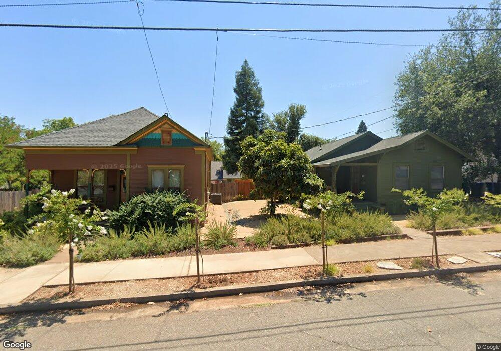 1544 Chestnut St, Redding, CA 96001 - photo 1