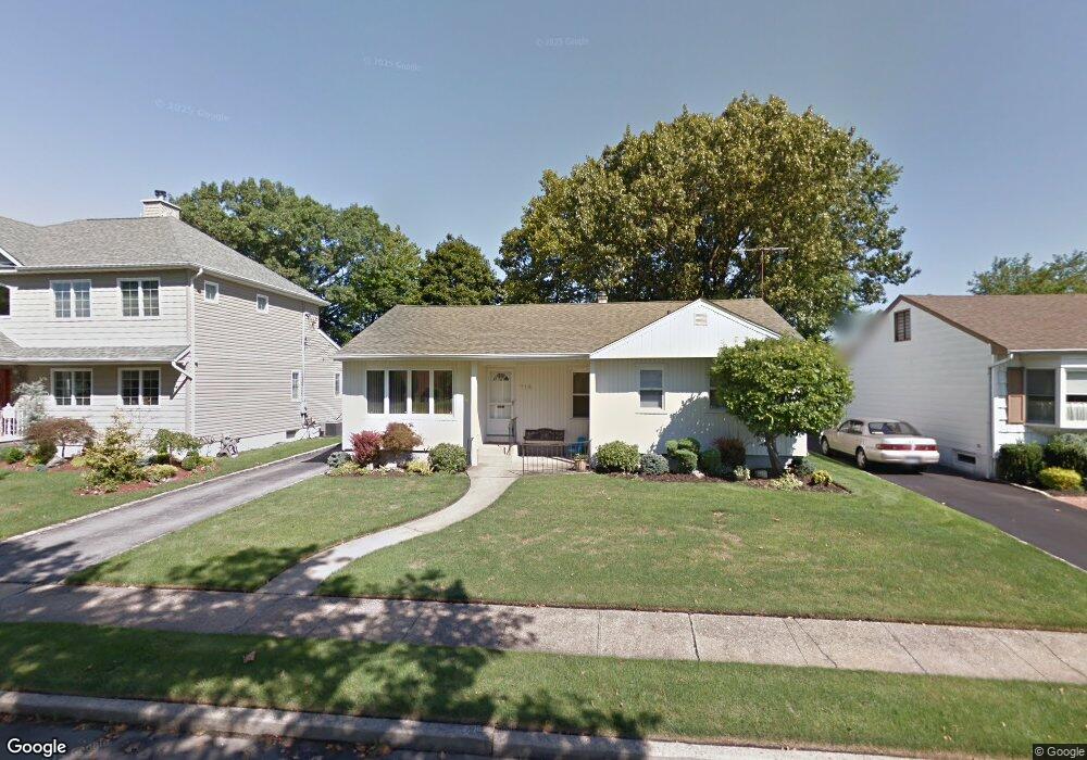 714 Morton Ave, Franklin Square, NY 11010 - photo 1