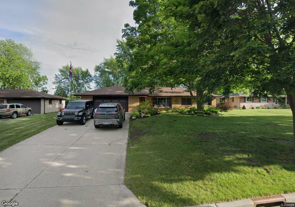 13009 W Fairmount Ave, Butler, WI 53007 - photo 1