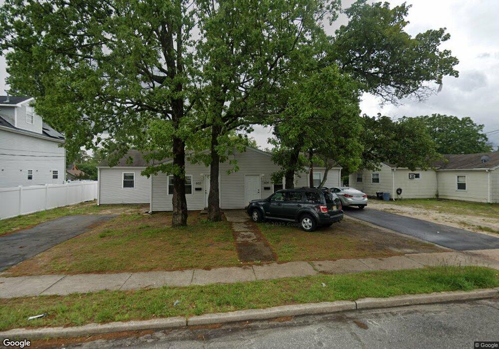 602 Maple St unit 604, Lakehurst, NJ 08733 - photo 1