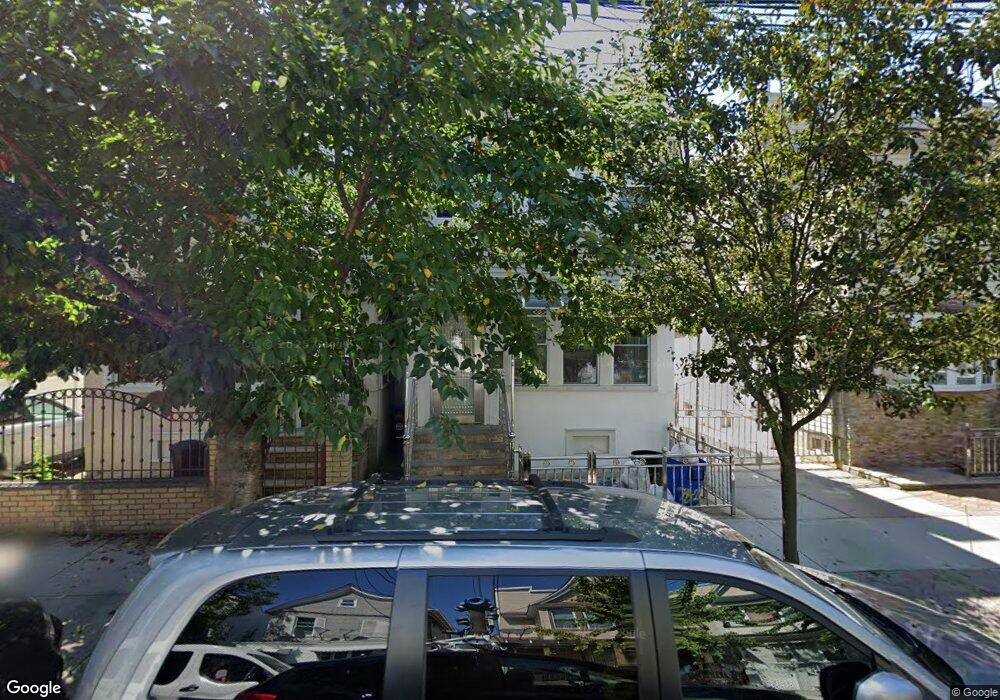 7826 90th Rd, Woodhaven, NY 11421 - photo 1