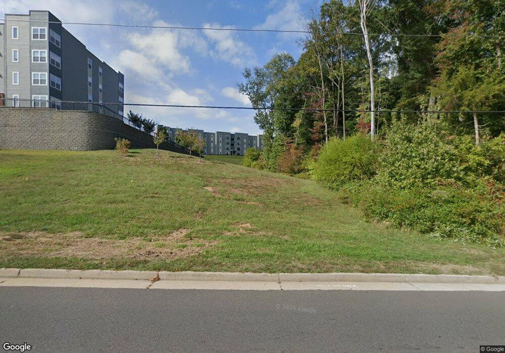 17850 Old Triangle Rd, Triangle, VA 22172 - photo 1