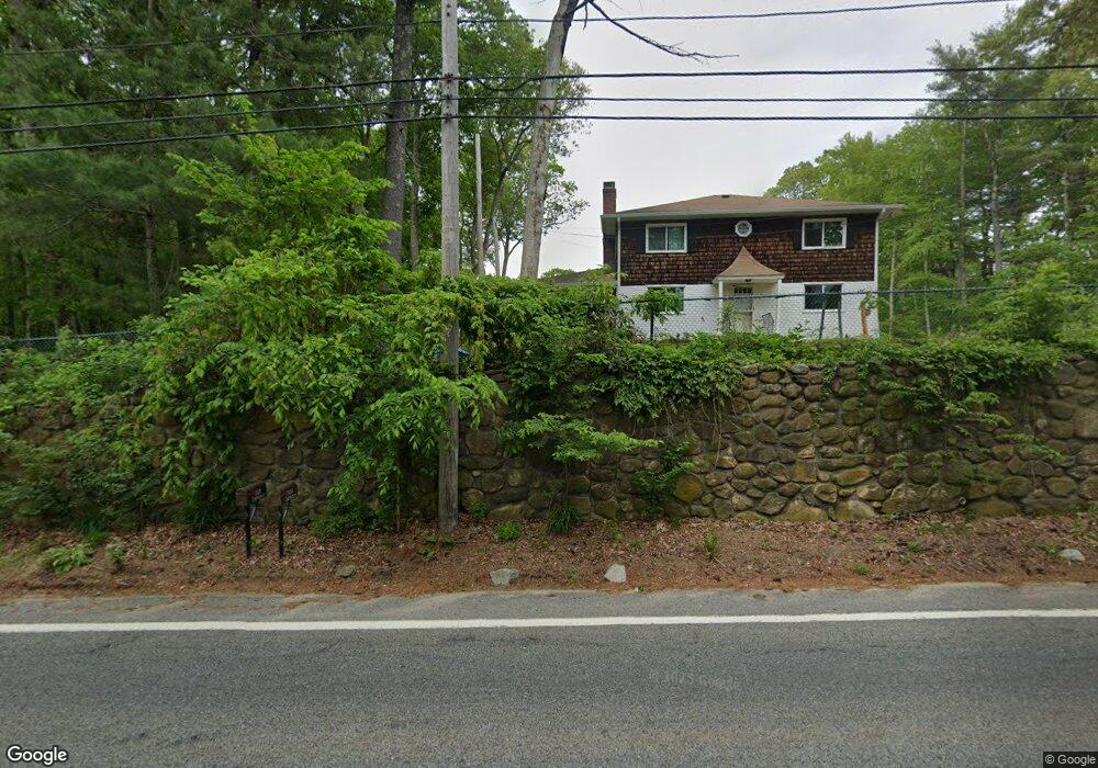 557 Snake Hill Rd, North Scituate, RI 02857 - photo 1