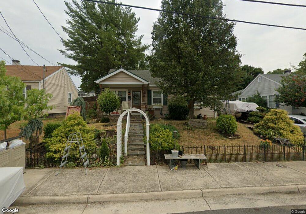 809 W 14th St, Front Royal, VA 22630 - photo 1