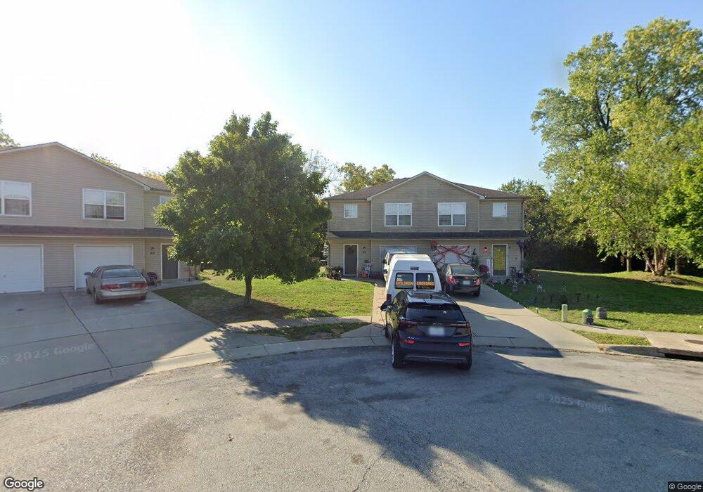 412 S Darrowby Dr, Raymore, MO 64083 - photo 1