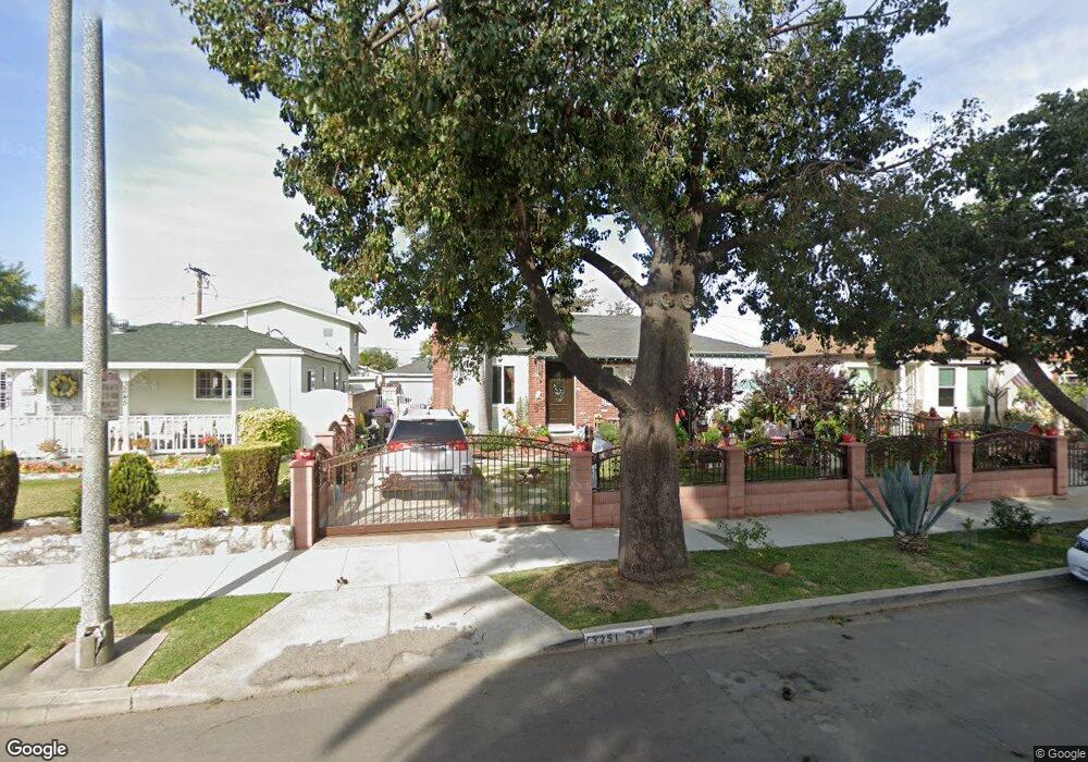 Street View Photo