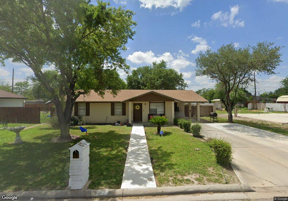 908 E Eller Ave, Pharr, TX 78577 - photo 1