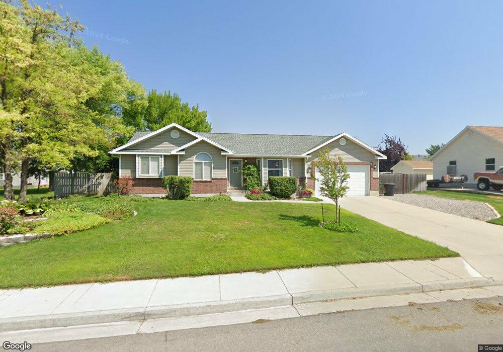 828 W 150 N unit 37, Hyrum, UT 84319 - photo 1