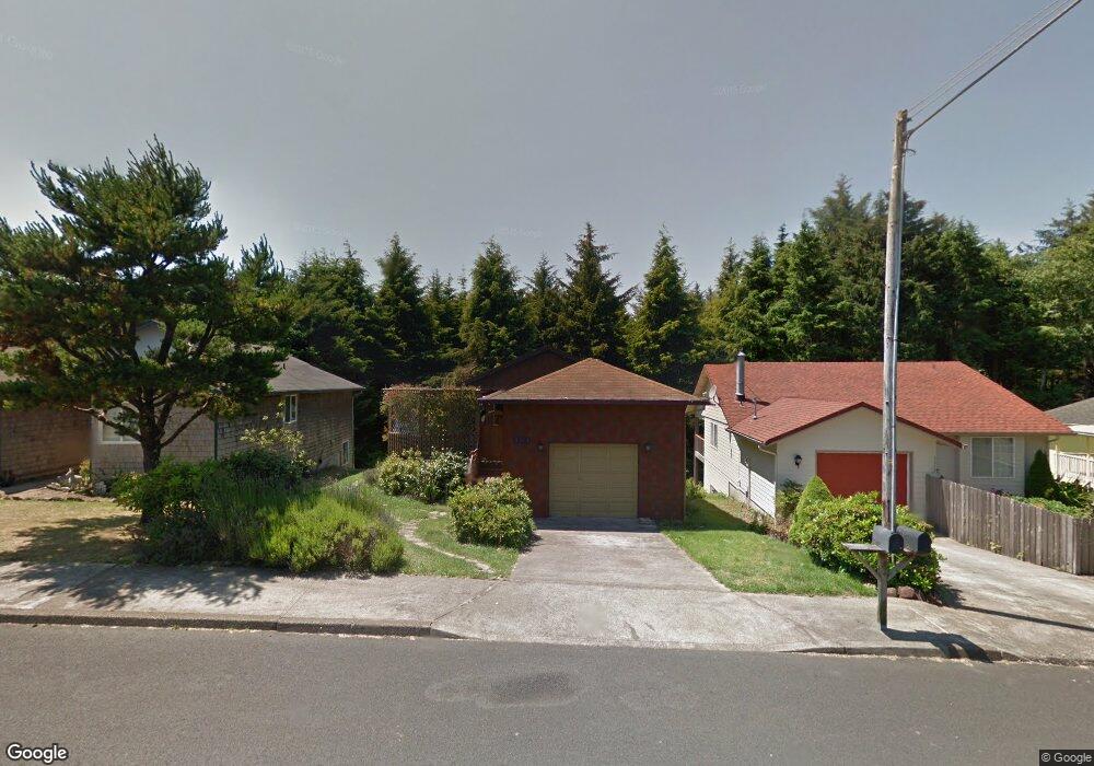 3377 SE Fleet Ave, Lincoln City, OR 97367 - photo 1