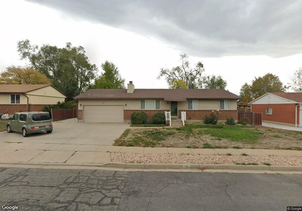 897 Nottingham Rd, Woods Cross, UT 84087 - photo 1