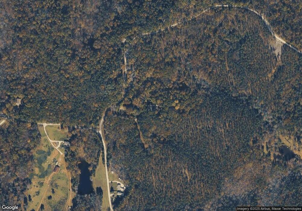 821 Circle Dr, Tamassee, SC 29686 - photo 1