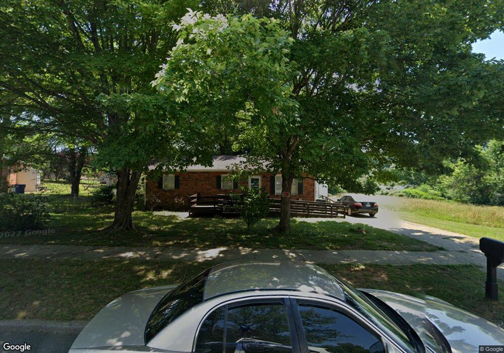 909 Adams St, Statesville, NC 28677 - photo 1