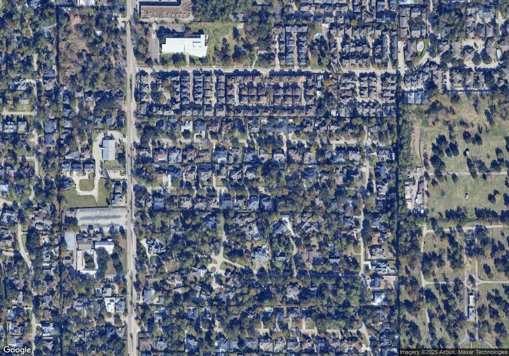 7714 Wedgewood Ln, Houston, TX 77055 - photo 1