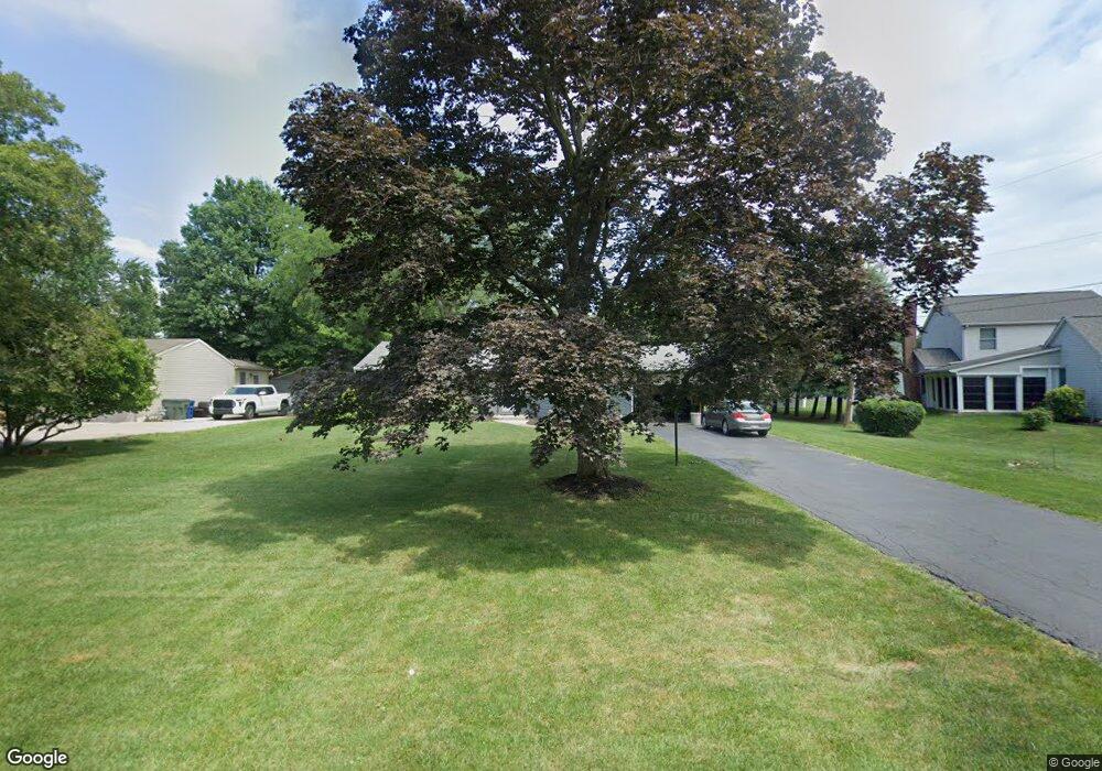 1632 Paula Dr, Columbus, OH 43220 - photo 1