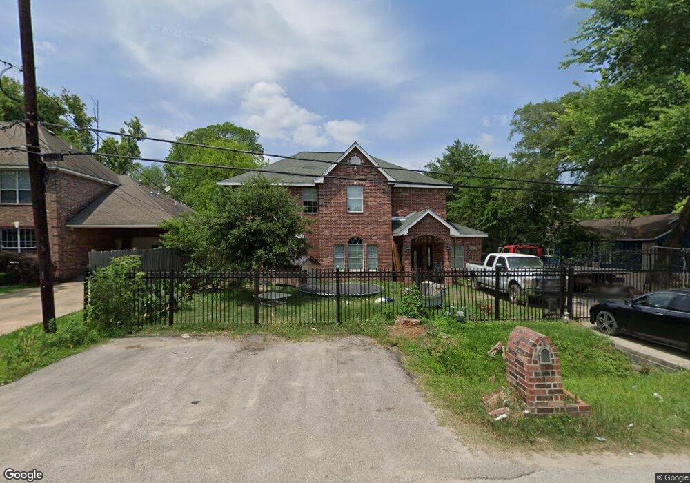 2437 Priest Dr, Houston, TX 77093 - photo 1