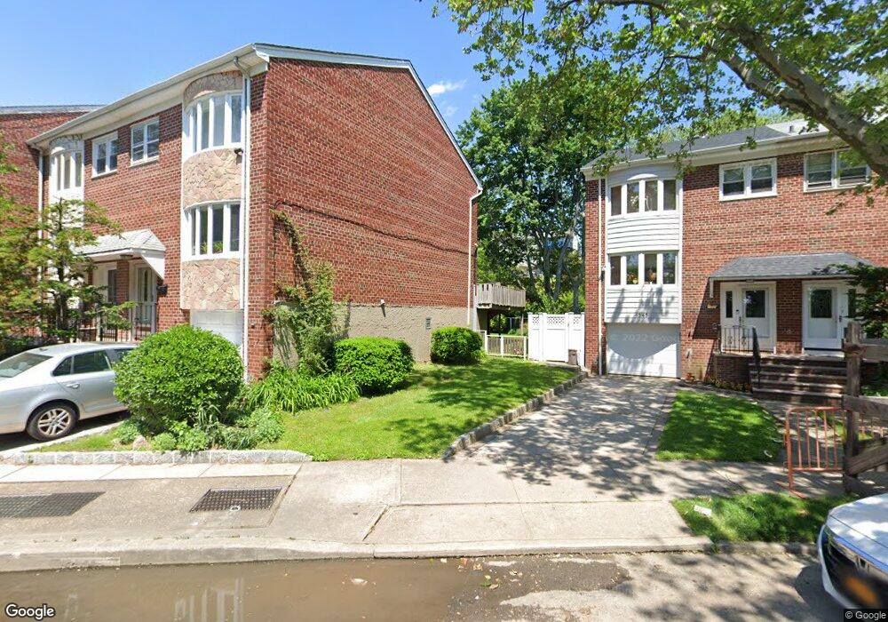 1543 144th St, Whitestone, NY 11357 - photo 1