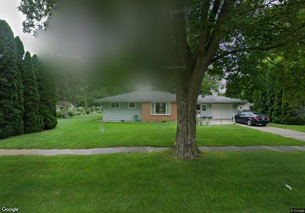 136 S East St, Vassar, MI 48768 - photo 1