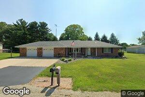 115 Woodlawn Dr, Chrisman, IL 61924