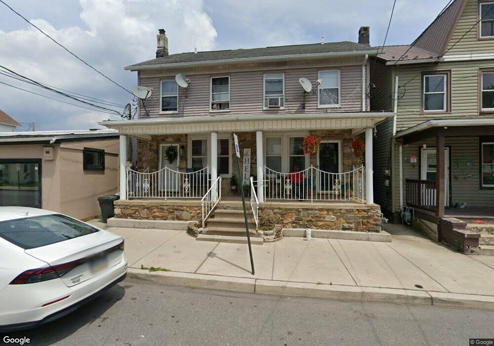 522 N Vine St, Hazleton, PA 18201 - photo 1