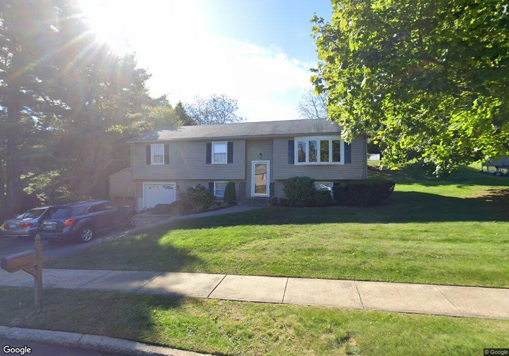 4 Martin Ln, West Haven, CT 06516 - photo 1