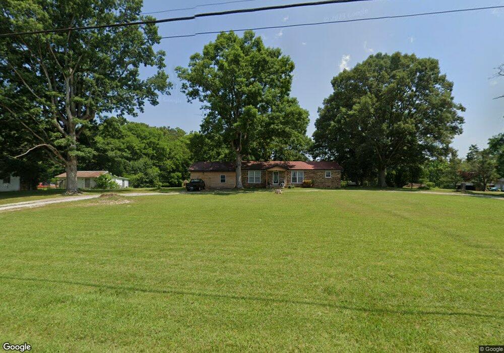 470 Old Stewart Rd, Tennessee Ridge, TN 37178 - photo 1