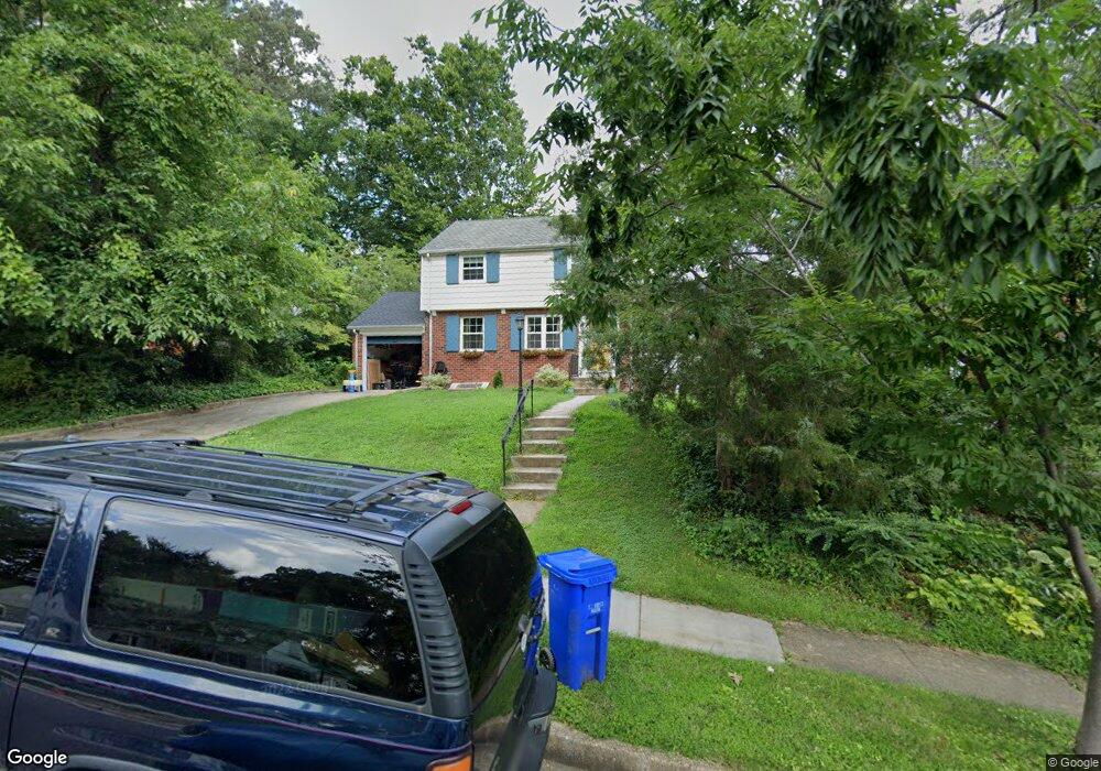 5710 Forest Rd, Cheverly, MD 20785 - photo 1