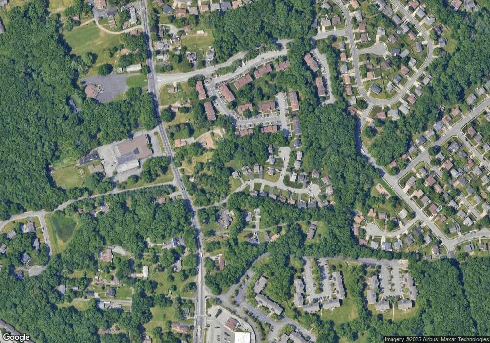 202 Dunsmore Dr, Newark, DE 19713 - photo 1