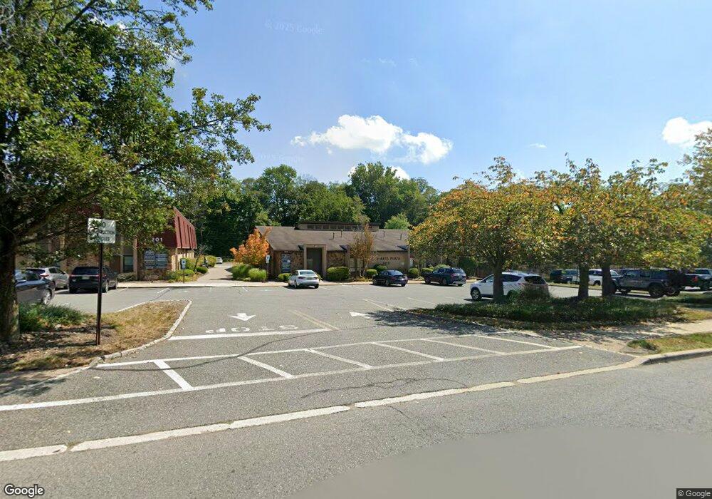 209 S Livingston Ave unit 8, Livingston, NJ 07039 - photo 1