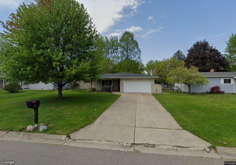 3350 Brookgate Dr, Flint, MI 48507 - photo 1