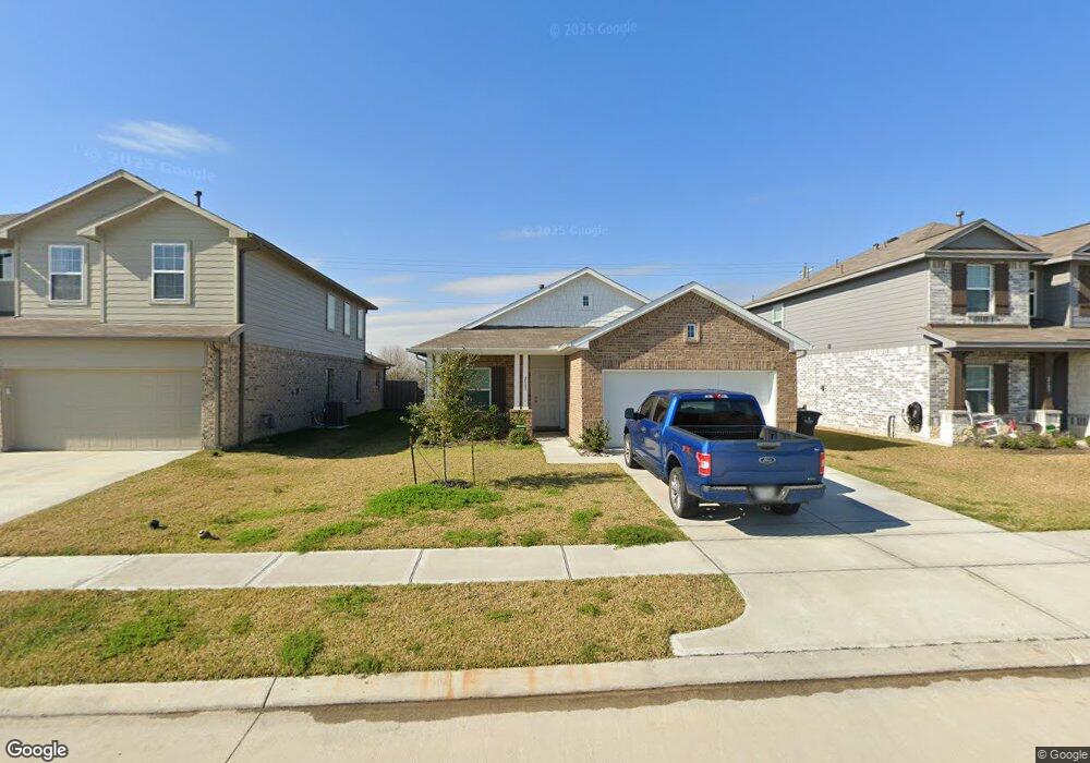 2187 Ann St, Alvin, TX 77511 - photo 1