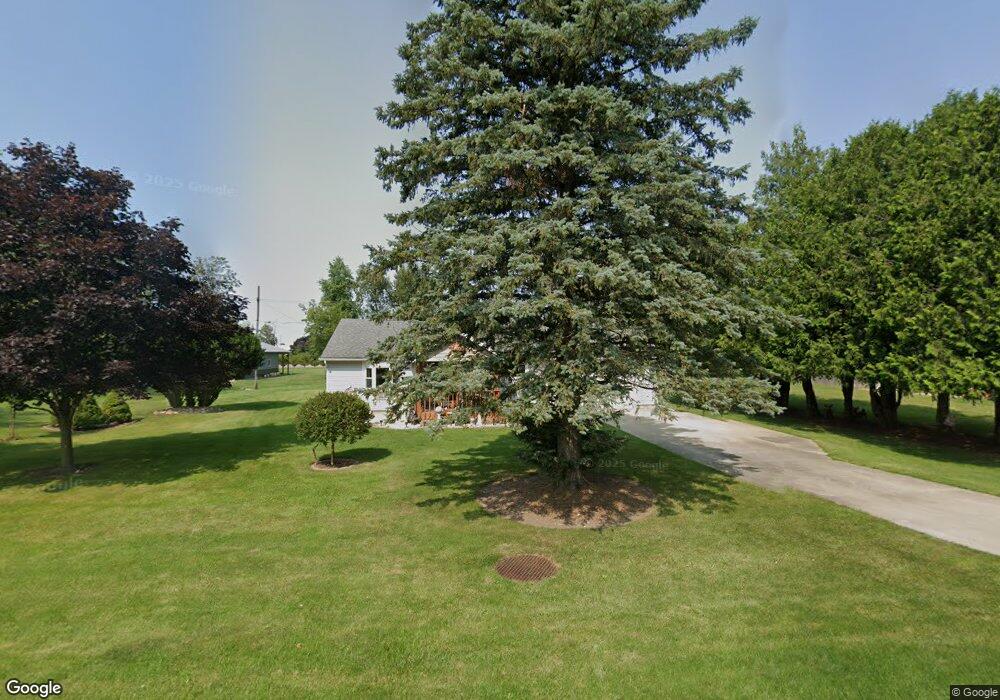 569 S Silver St, Bad Axe, MI 48413 - photo 1